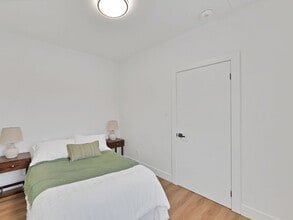 20 Hill St in Hamilton, ON - Building Photo - Building Photo