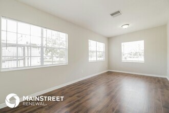 451 E 6th St in Chuluota, FL - Building Photo - Building Photo