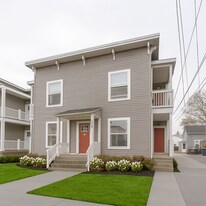 616 4th St NW, Unit 1 in Grand Rapids, MI - Building Photo