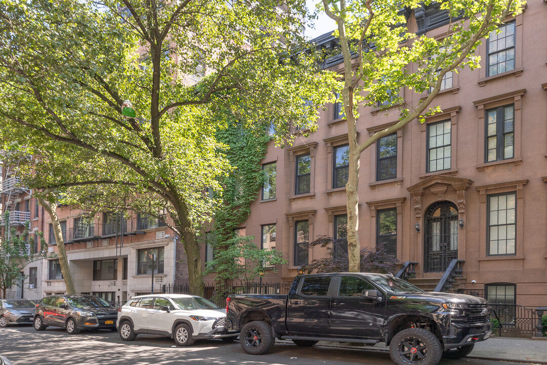 440 E 87th St in New York, NY - Foto de edificio