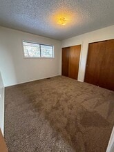 1764 Shawna Ct in Klamath Falls, OR - Building Photo - Building Photo
