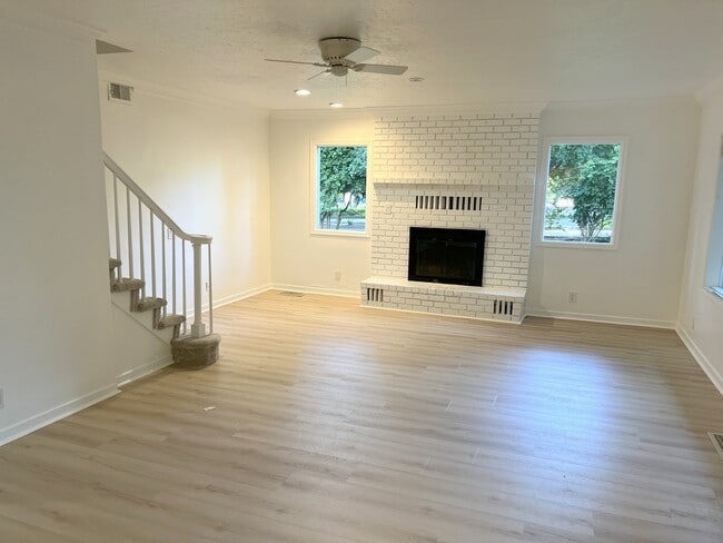 property at 4662 Carman Dr