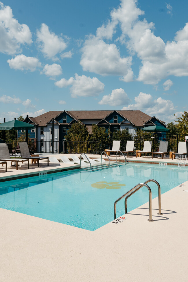 Clemson Lofts in Clemson, SC - Foto de edificio - Building Photo