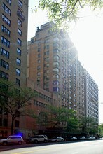 5 W 86th St in New York, NY - Building Photo - Building Photo