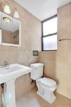 BARROW ST., Unit 4B in New York, NY - Foto de edificio - Building Photo