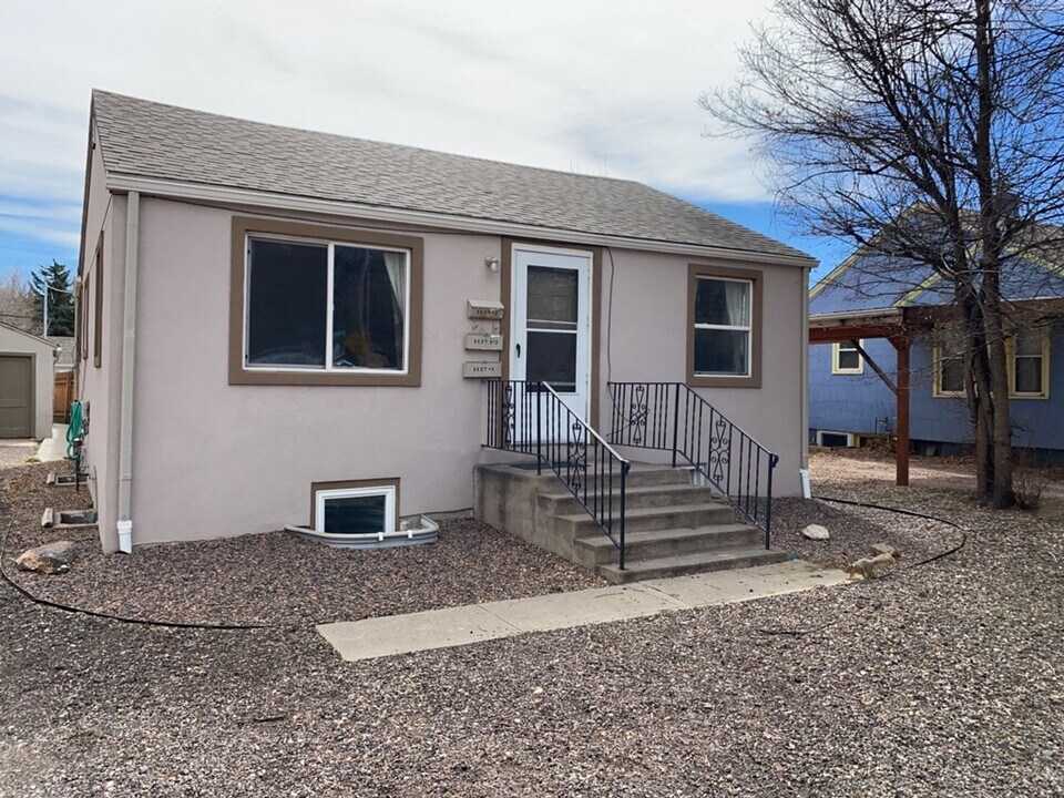 1127 W Mulberry St in Fort Collins, CO - Building Photo