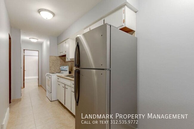 440 W División St in Villa Park, IL - Building Photo - Building Photo