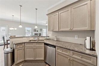 334 Melody Ln in Cartersville, GA - Building Photo - Building Photo