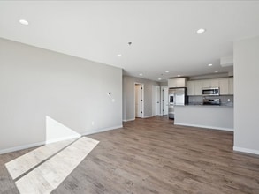 7068 Crosvik Ct in Peosta, IA - Building Photo - Building Photo