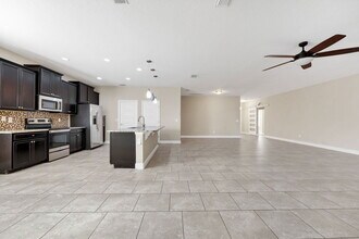 4512 Linwood Trace Ln in Clermont, FL - Building Photo - Building Photo