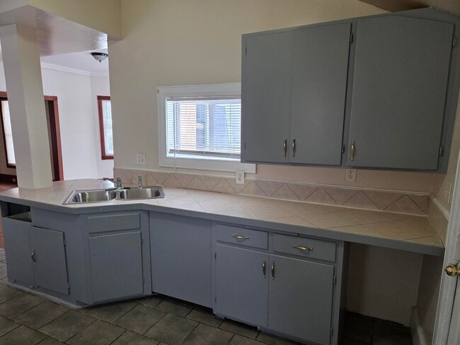 property at 3623 Fremont Ave N