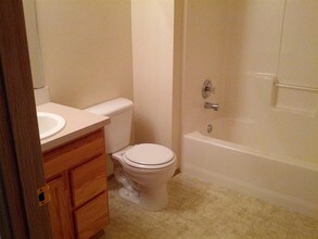 16419 Sundance Ave SE in Yelm, WA - Foto de edificio - Building Photo