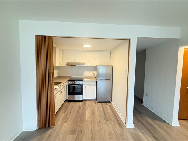 property at 908 Cook St