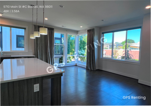 9710 Main St in Bothell, WA - Building Photo - Building Photo