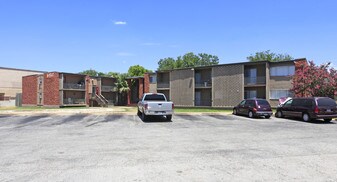 Metropolitan in Austin, TX - Building Photo