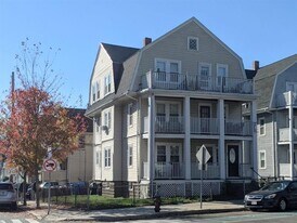 998 Broadway, Unit 3 in Somerville, MA - Building Photo