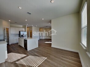 16384 Willo Pines Ln, Unit 320-12 in Montverde, FL - Foto de edificio - Building Photo