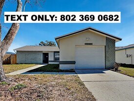 1011 Bridlewood Way in Brandon, FL - Building Photo