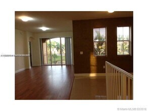 6740 NW 114th Ave in Doral, FL - Building Photo - Building Photo