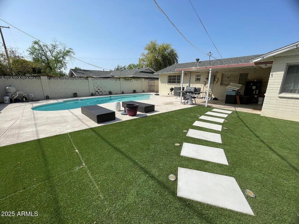4023 E Heatherbrae Dr in Phoenix, AZ - Building Photo