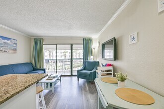 6102 Seawall Blvd in Galveston, TX - Building Photo - Building Photo