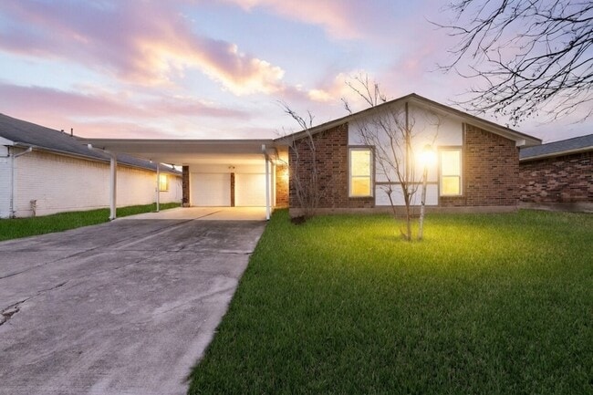 11610 Grapewood Dr in Houston, TX - Building Photo - Building Photo