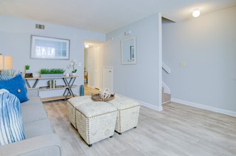 Mulberry Place Apartments in Charleston, SC - Building Photo - Building Photo