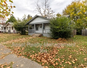 321 E Springdale Ave in Knoxville, TN - Building Photo - Building Photo