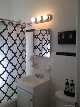 7835 Harding Ave-Unit -B in Miami Beach, FL - Building Photo - Building Photo
