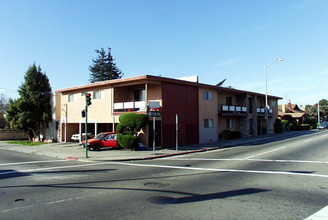 1285 MacArthur Blvd in Oakland, CA - Building Photo - Building Photo