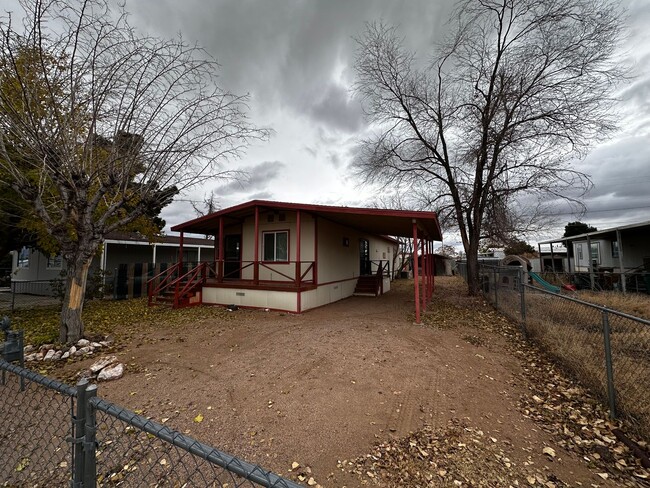 2120 E Hearne Ave in Kingman, AZ - Building Photo - Building Photo