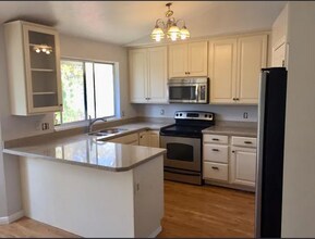 8346 Helenic Ln in West Jordan, UT - Building Photo - Building Photo