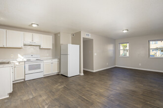 The Pines at Farrow Apartments in Columbia, SC - Building Photo - Interior Photo