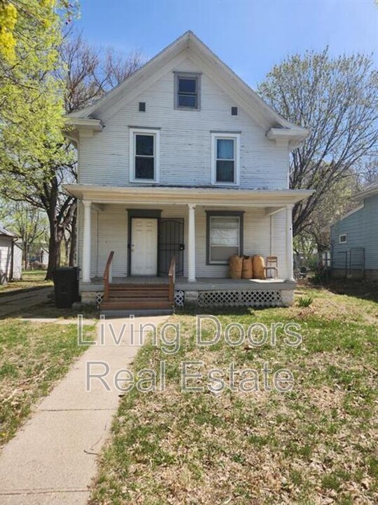 836 N 29th St in Lincoln, NE - Building Photo