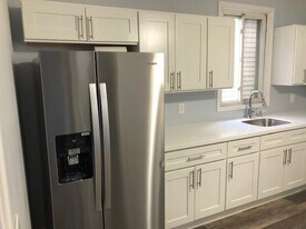 621 Marshall St in Elizabeth, NJ - Building Photo