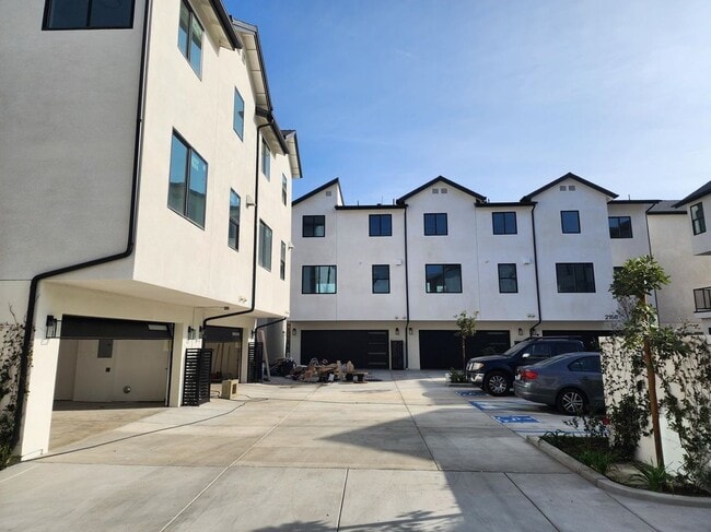 2154 245th St in Lomita, CA - Building Photo - Building Photo