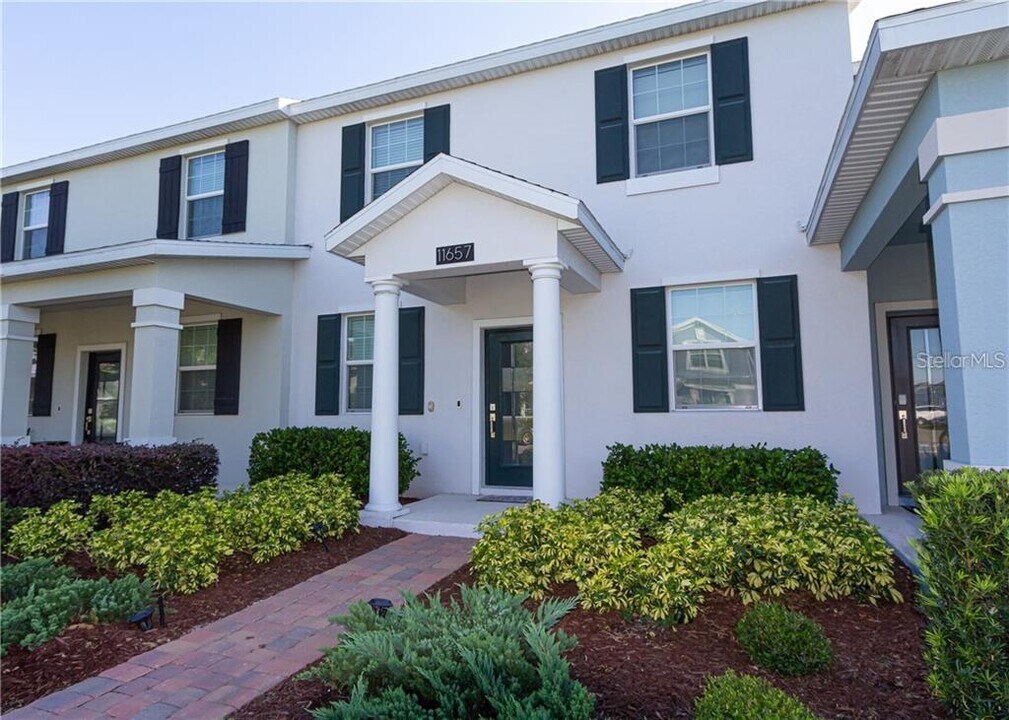 11657 Fiction Ave in Orlando, FL - Building Photo