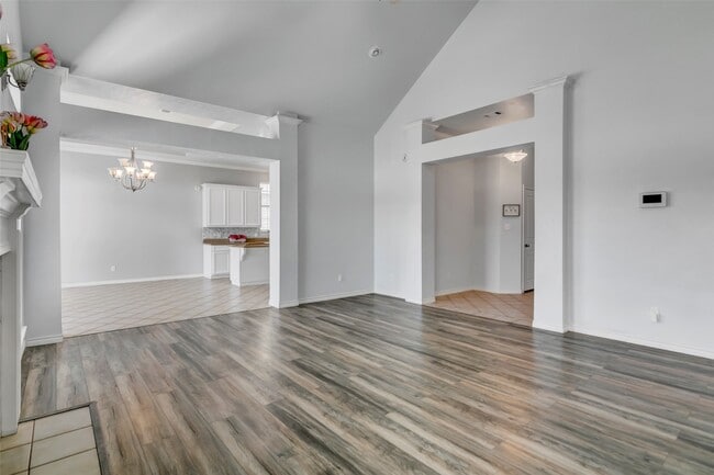 property at 3565 Grayson Ln