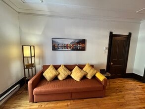 1044 Mackay Rue in Montréal, QC - Building Photo - Building Photo
