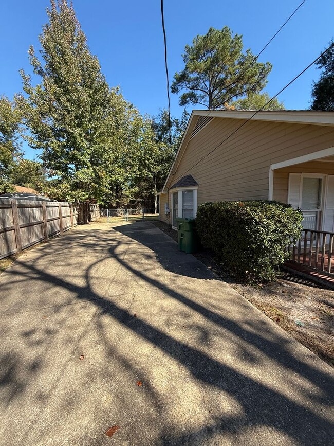 4043 Ray Dr in Montgomery, AL - Building Photo - Building Photo