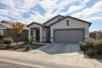 19609 W Palo Verde Dr in Litchfield Park, AZ - Building Photo - Building Photo