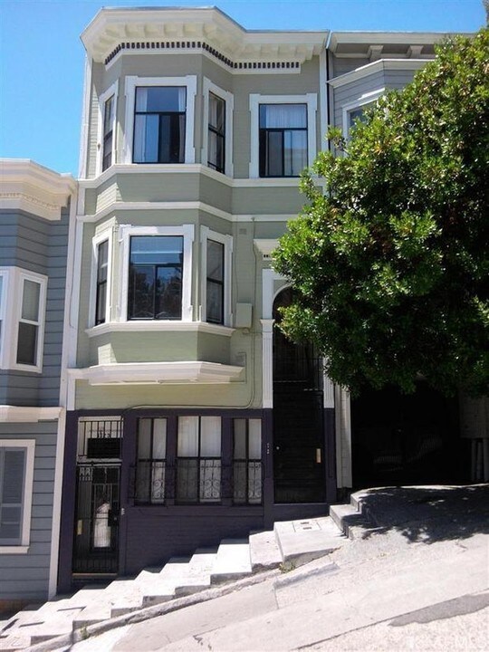 1123-1125 Kearny St in San Francisco, CA - Building Photo