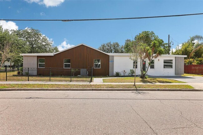 730 W Swoope Ave in Winter Park, FL - Building Photo - Building Photo