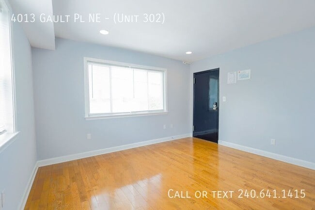 4013 Gault Pl NE in Washington, DC - Building Photo - Building Photo