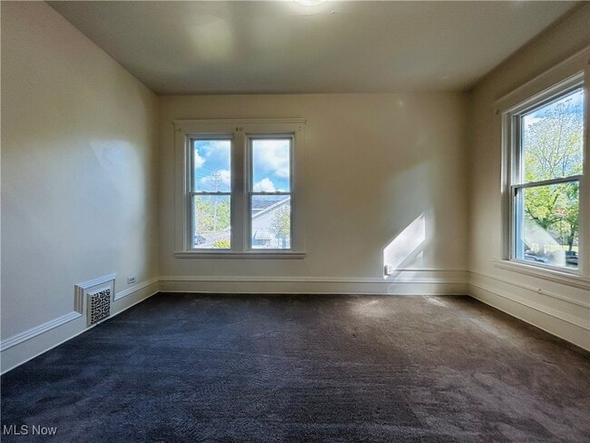 property at 481 Longmere Dr