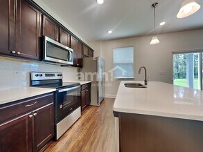12186 Sapp Rd in Jacksonville, FL - Building Photo - Building Photo