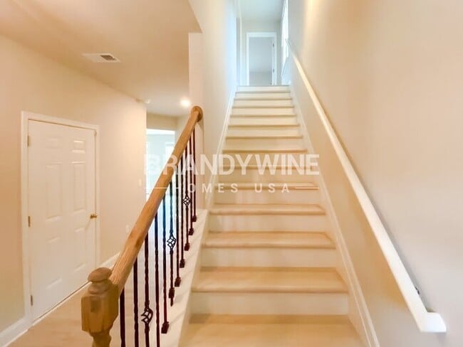 1116 E Shoreview Rd in Mcdonough, GA - Foto de edificio - Building Photo