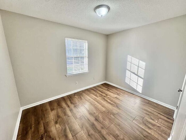 property at 5176 Braden Dr