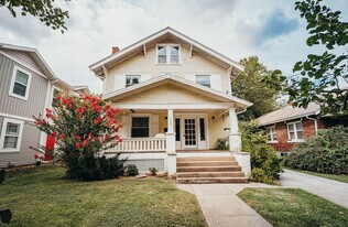 1335 E Cherry St in Springfield, MO - Building Photo