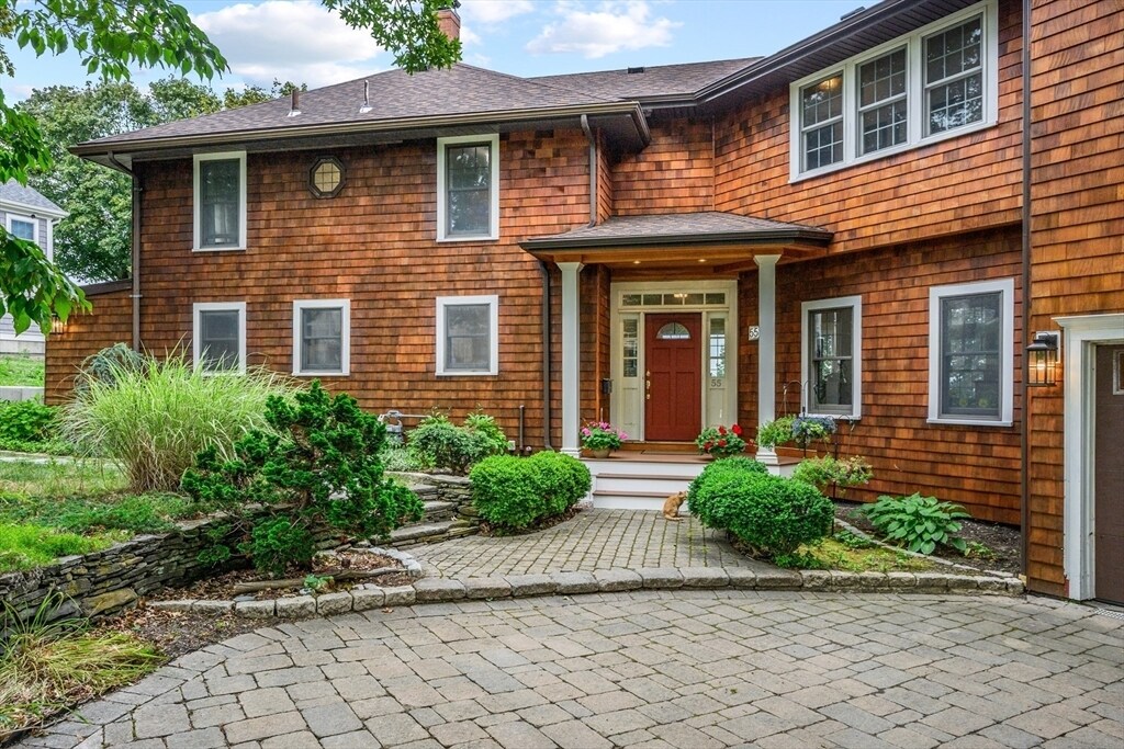 55 Prospect Ave in Hull, MA - Foto de edificio